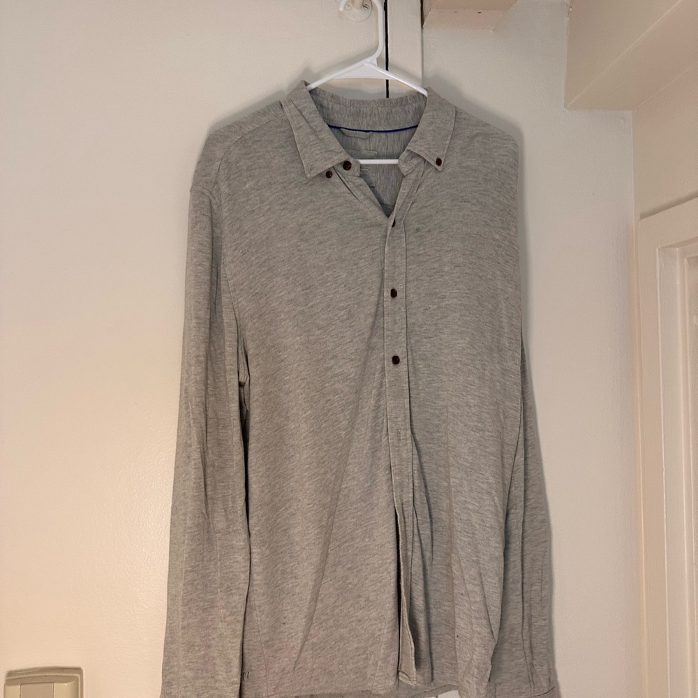 Mugsy Gray Long Sleeve Button-Up Shirt